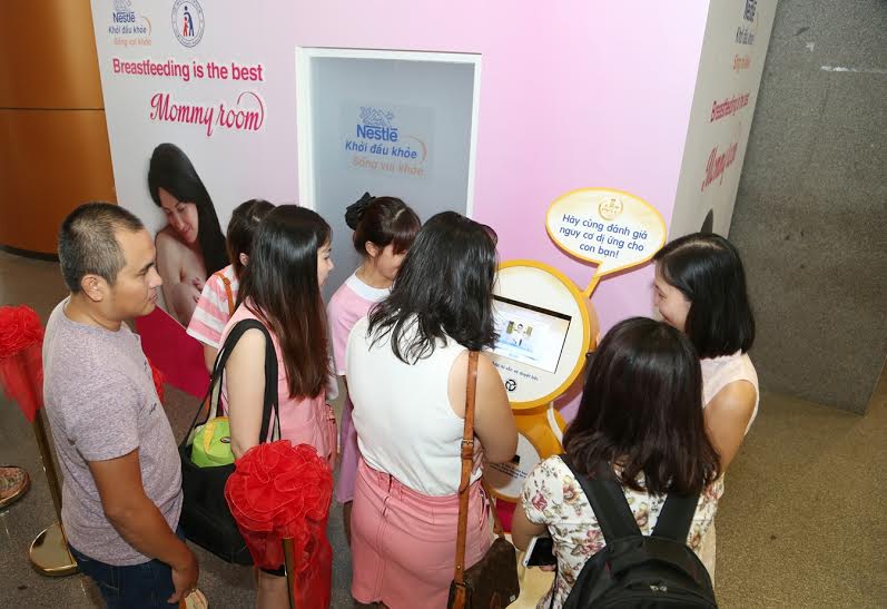 Nestlé[-]phát[-]triển[-]phòng[-]“Nuôi[-]con[-]bằng[-]sữa[-]mẹ”[-]